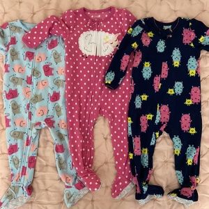 Simple Joys by Carters 18m baby girl fleece footie sleepers